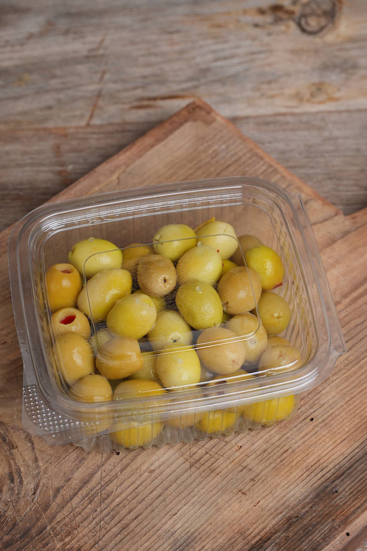Biberli Yeşil Zeytin